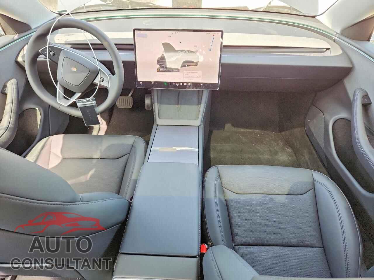 TESLA MODEL 3 2026 - 5YJ3E1EAXTF158485