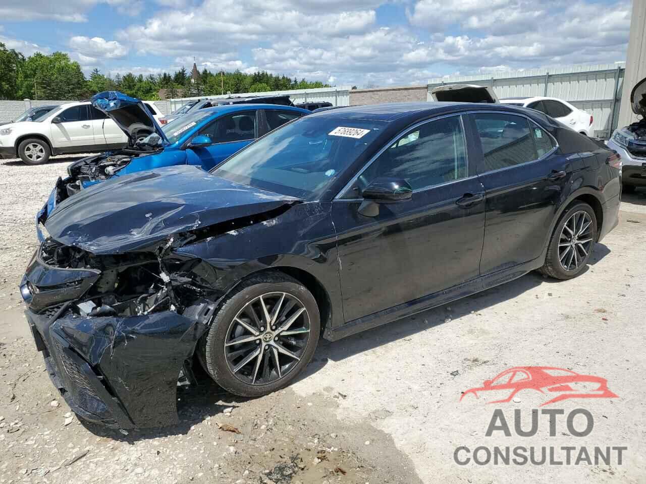 TOYOTA CAMRY 2021 - 4T1G11AK0MU494548