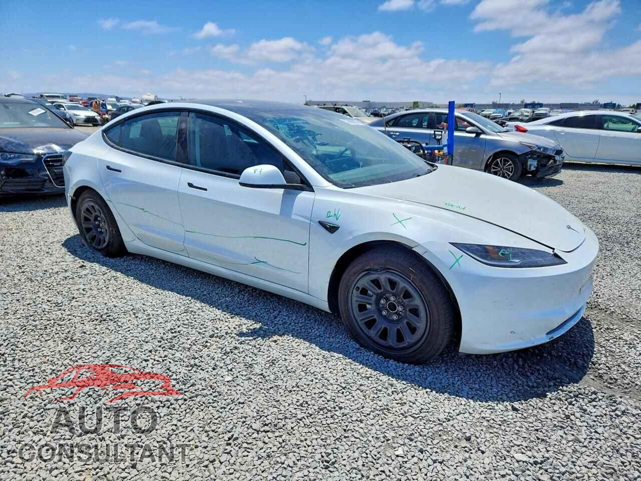 TESLA MODEL 3 2026 - 5YJ3E1EA7TF167628