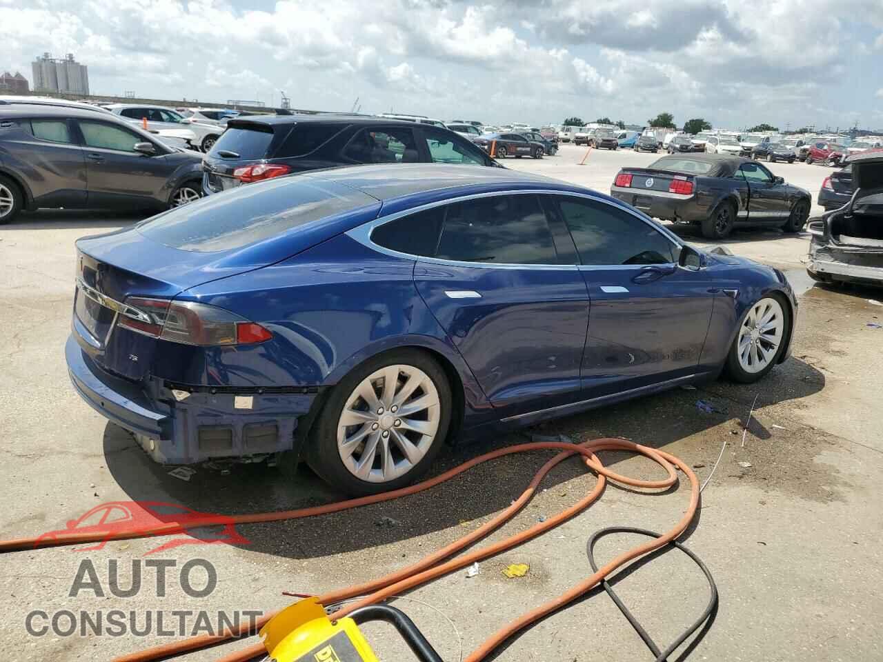 TESLA MODEL S 2017 - 5YJSA1E14HF185924