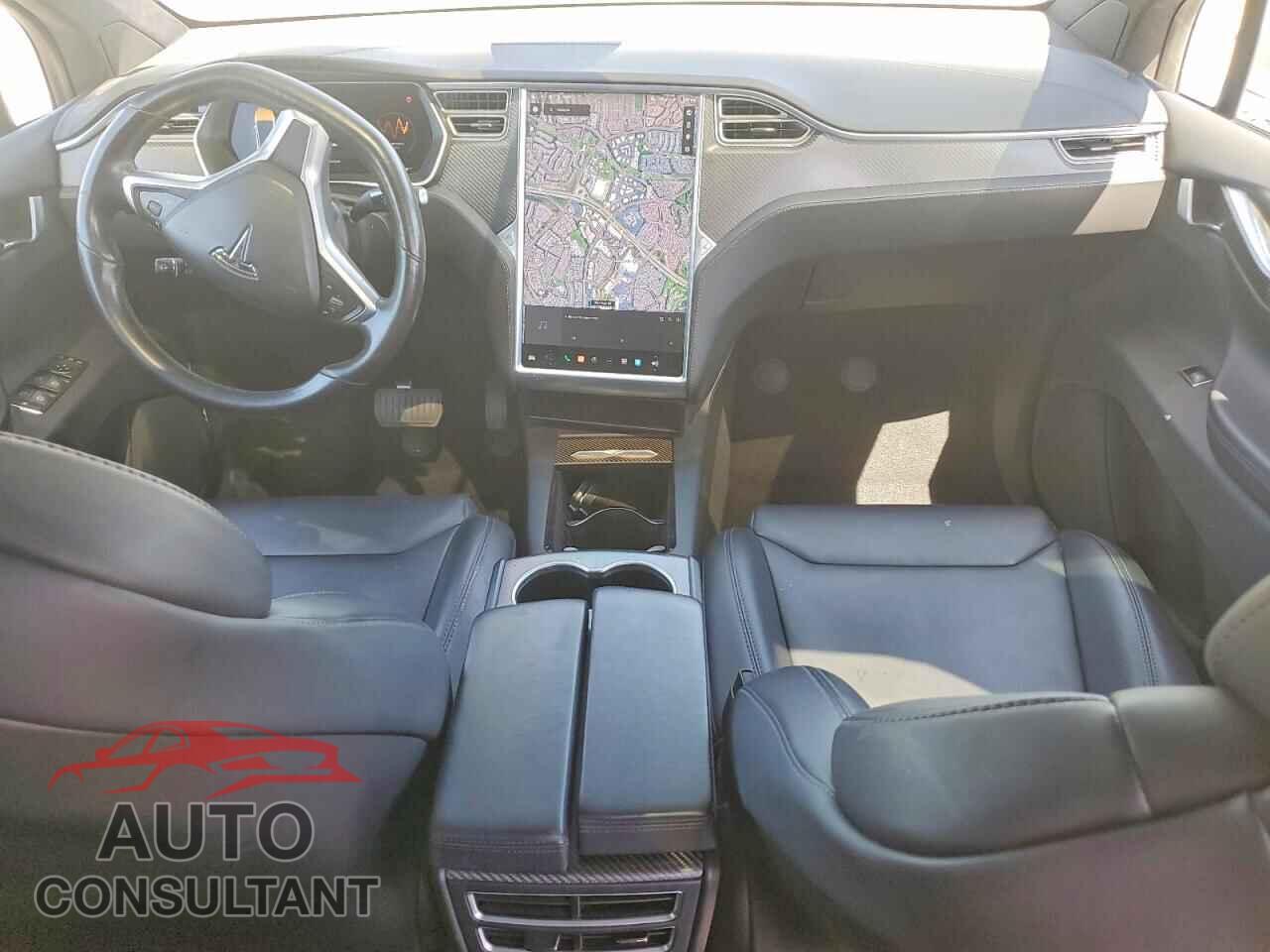 TESLA MODEL X 2017 - 5YJXCDE22HF072547