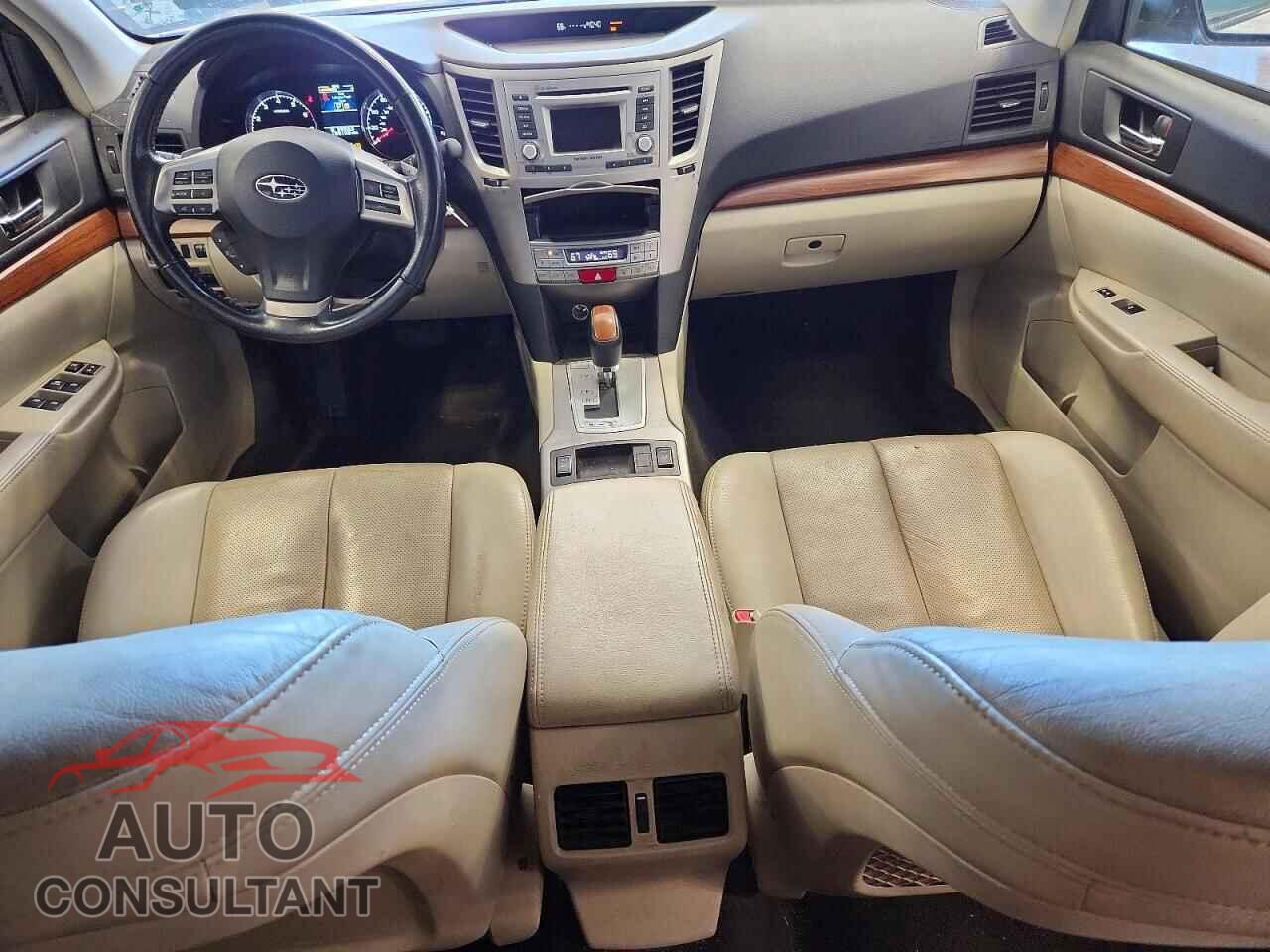SUBARU OUTBACK 2013 - 4S4BRBKC4D3301906