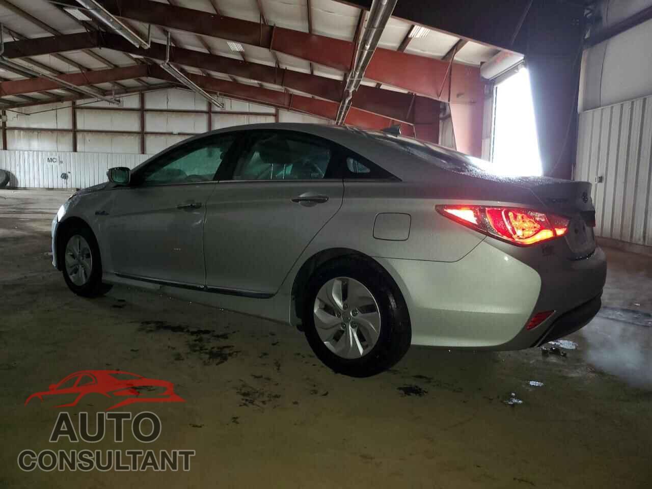 HYUNDAI SONATA 2014 - KMHEC4A41EA117993