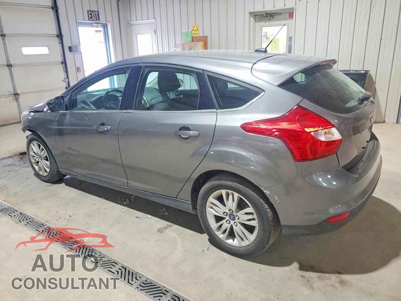 FORD FOCUS 2012 - 1FAHP3M22CL210636