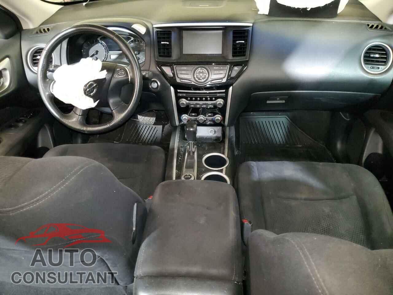 NISSAN PATHFINDER 2013 - 5N1AR2MM3DC604208