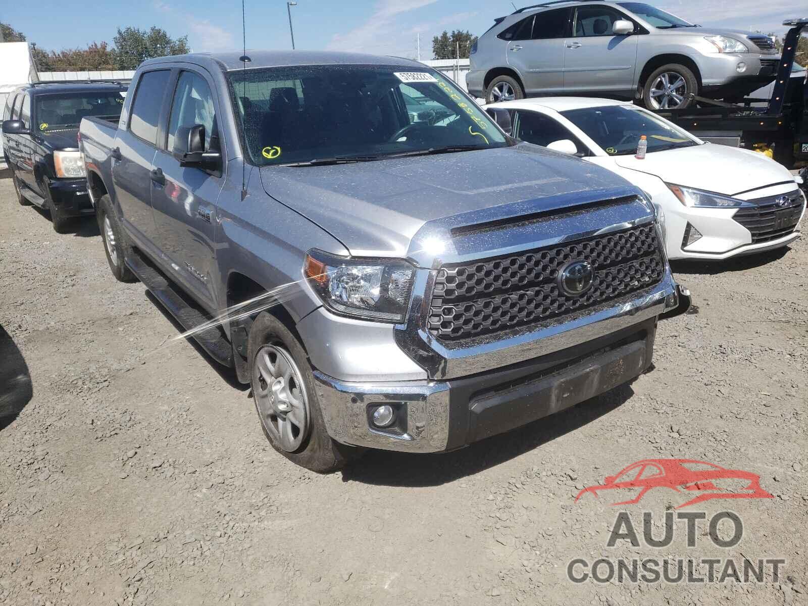 TOYOTA TUNDRA 2019 - 5TFDY5F10KX808494