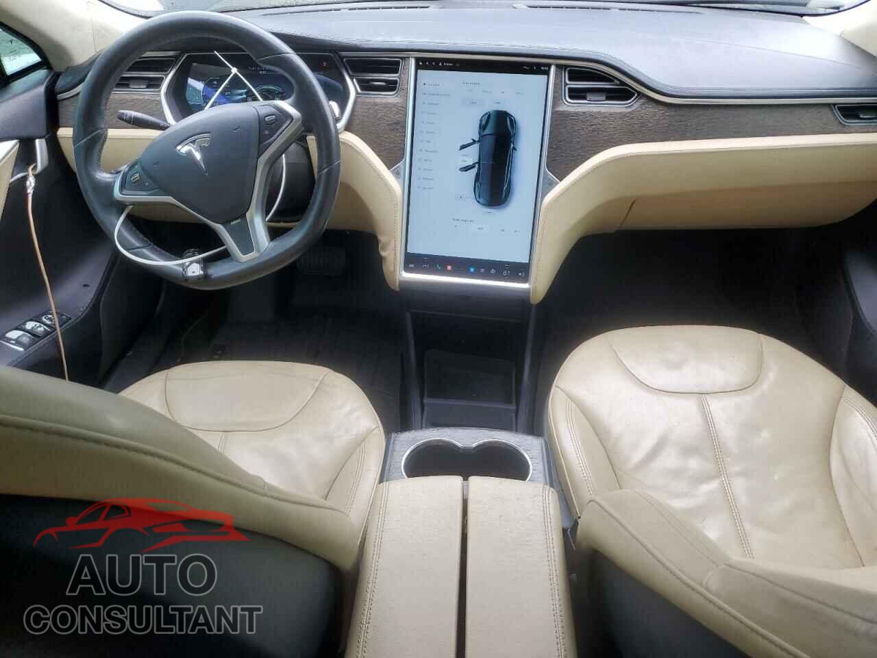 TESLA MODEL S 2013 - 5YJSA1CG2DFP20430