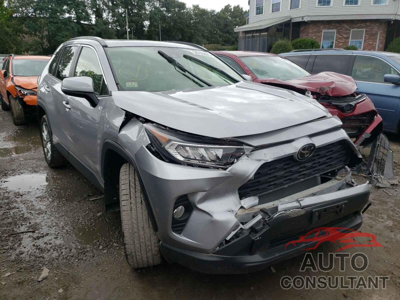 TOYOTA RAV4 2019 - JTMA1RFV4KD042031