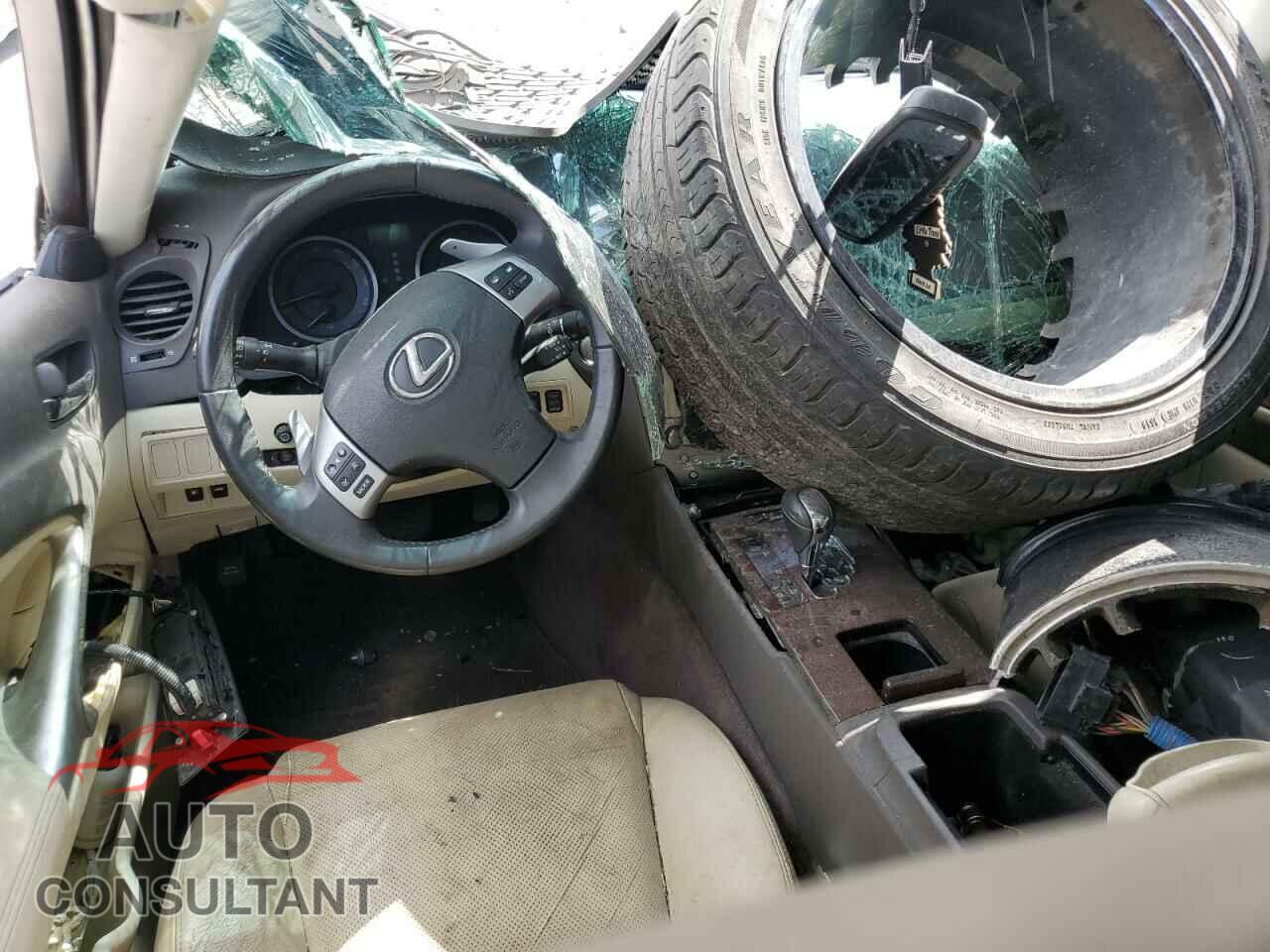 LEXUS IS 2011 - JTHBF5C28B5148676