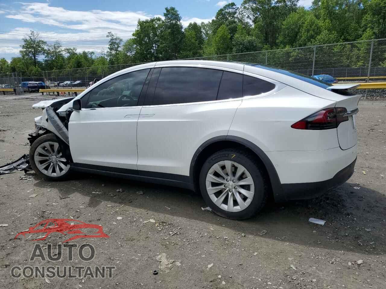 TESLA MODEL X 2020 - 5YJXCDE27LF261381