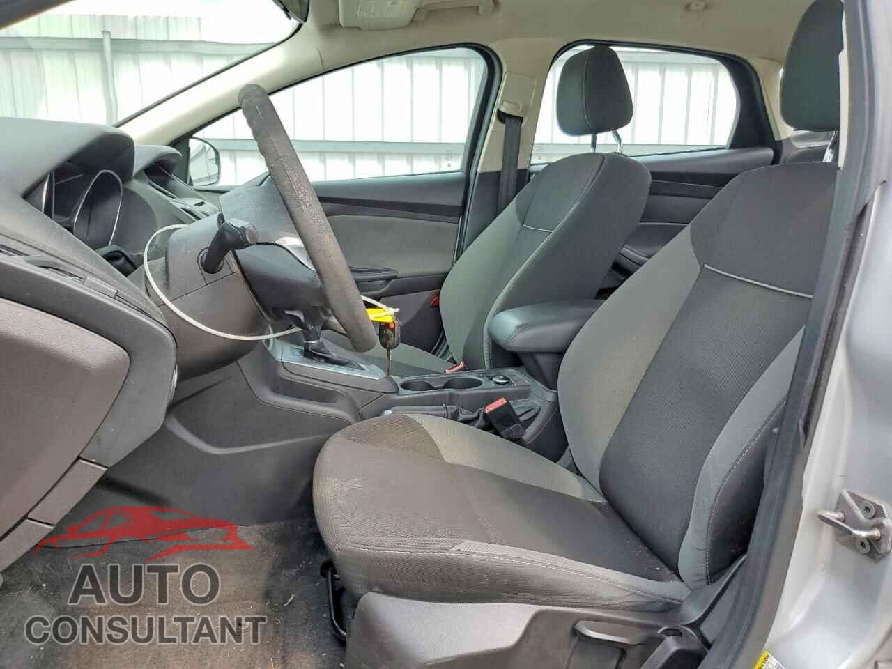 FORD FOCUS 2012 - 1FAHP3F28CL217331
