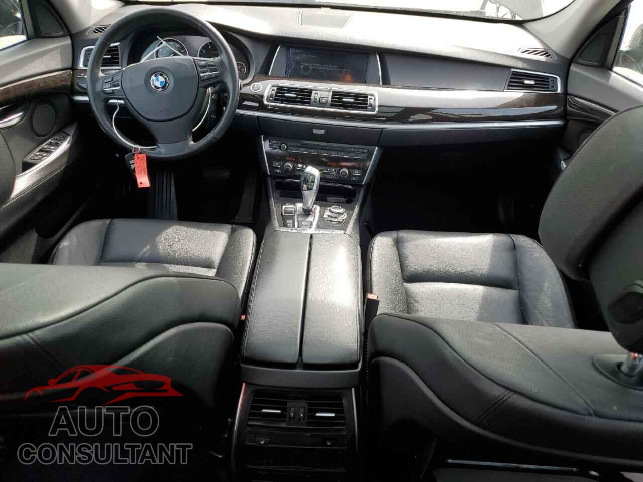 BMW 5 SERIES 2012 - WBASP2C53CC338564