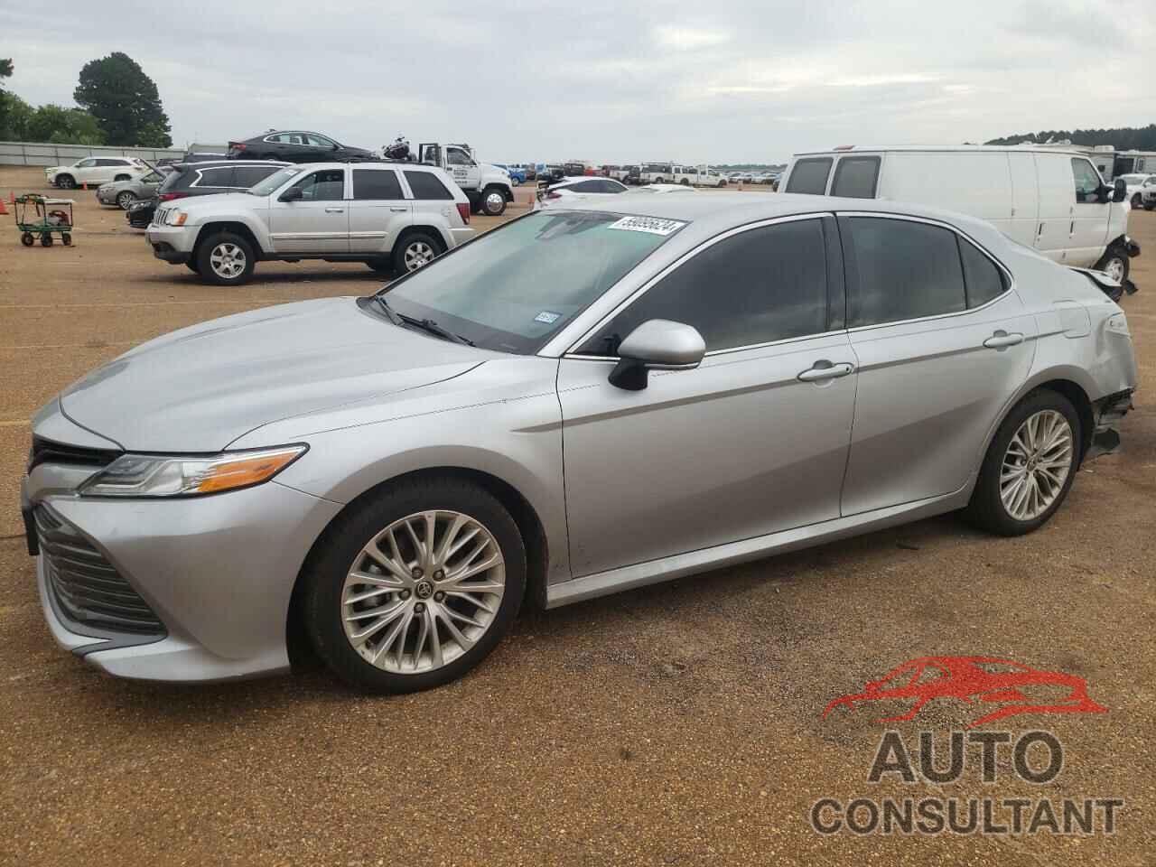 TOYOTA CAMRY 2020 - 4T1F11AK1LU985608