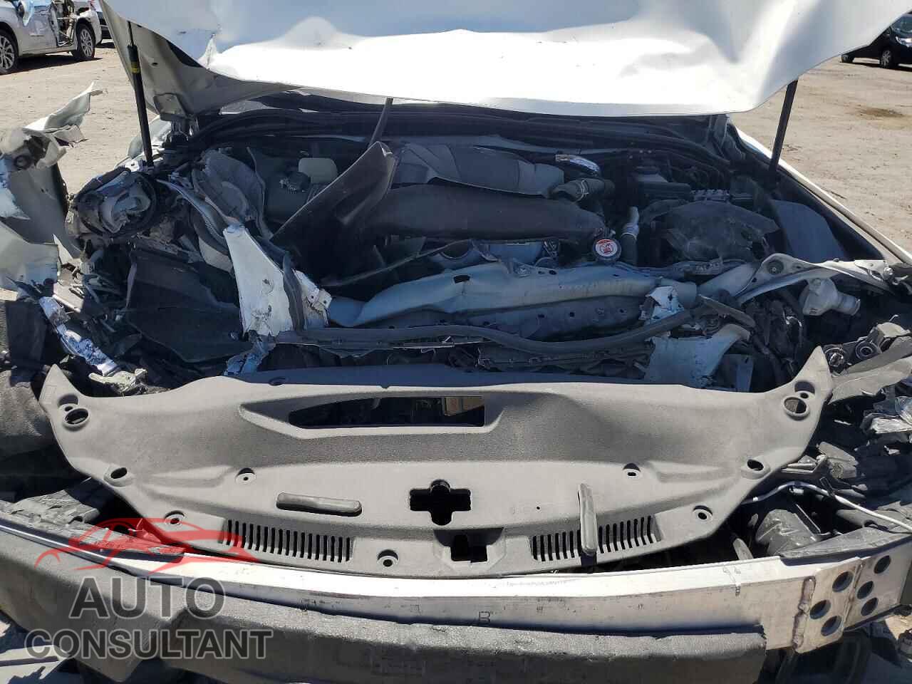 LEXUS IS 2017 - JTHBA1D23H5055319