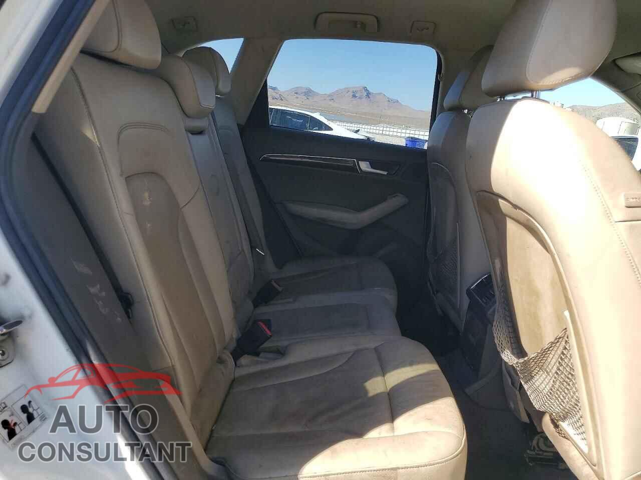 AUDI Q5 2011 - WA1CFAFP3BA043552