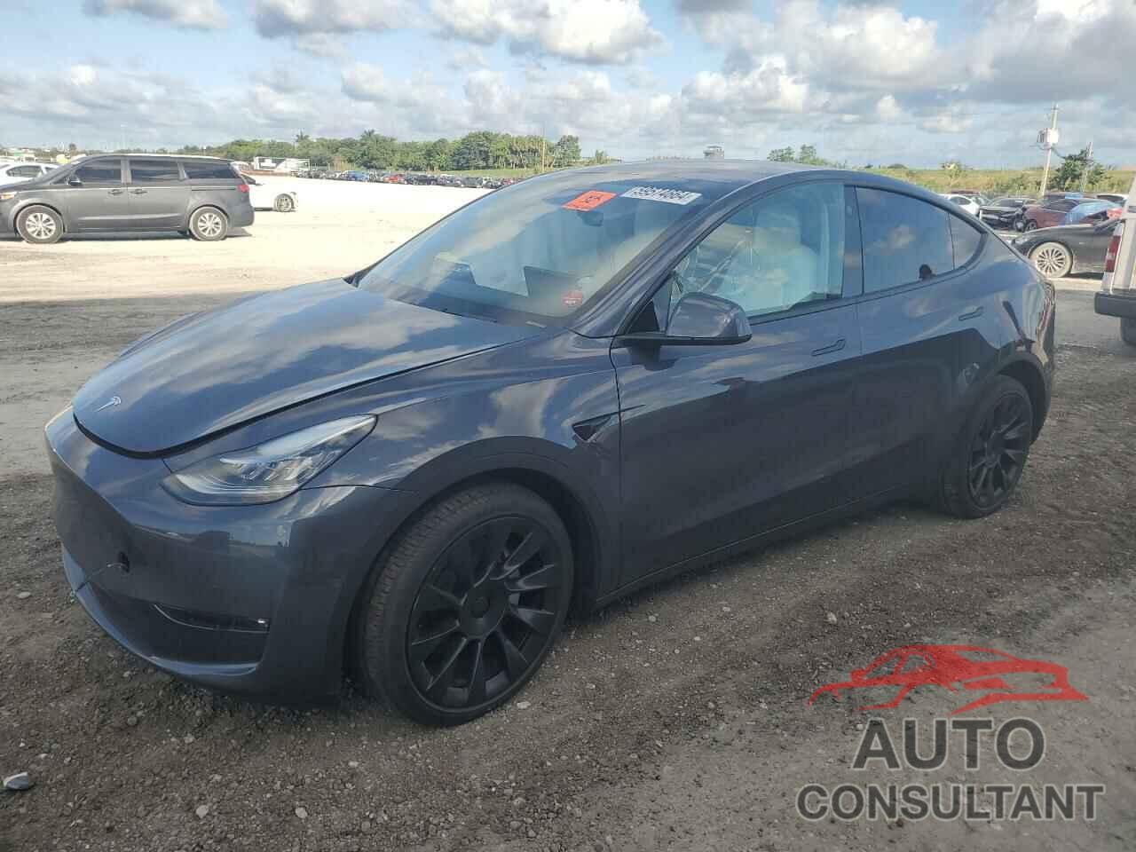 TESLA MODEL Y 2022 - 7SAYGDEE6NF446319