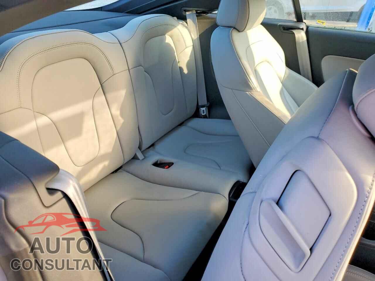 AUDI TT 2014 - TRUBFAFKXE1010516