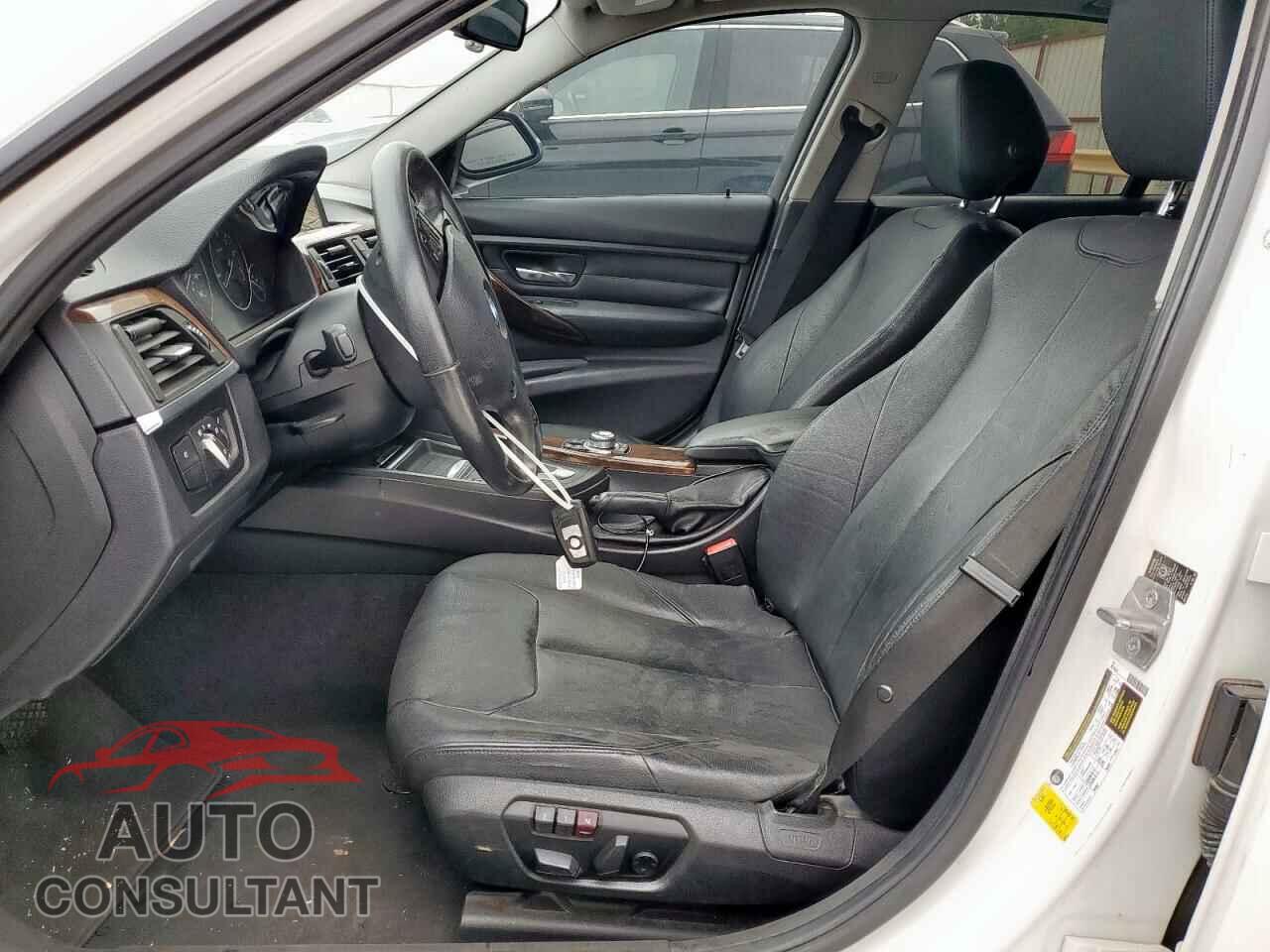 BMW 3 SERIES 2013 - WBA3A5G5XDNP24924