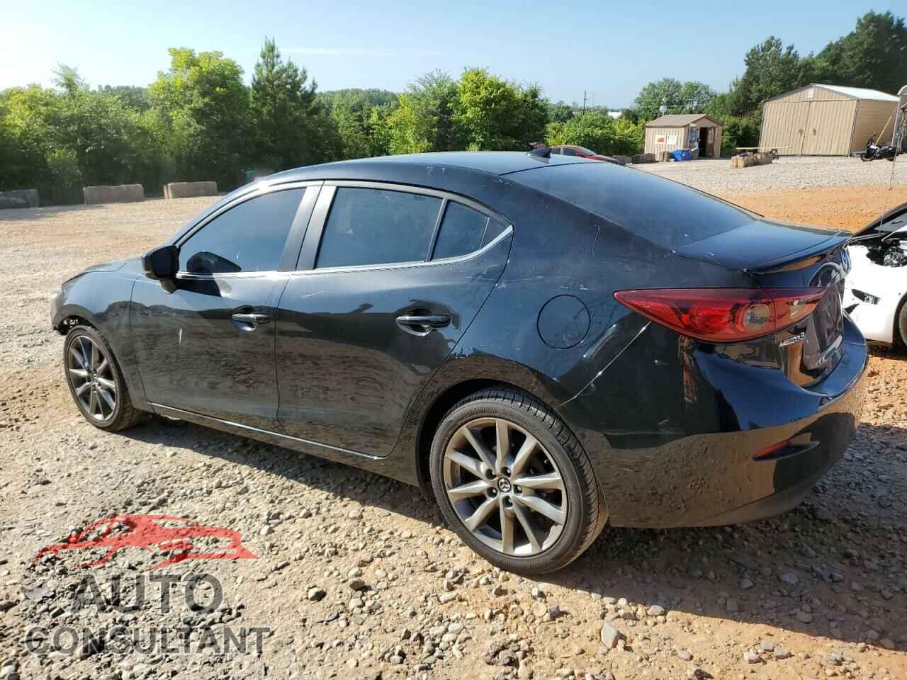 MAZDA 3 2018 - 3MZBN1V30JM169840