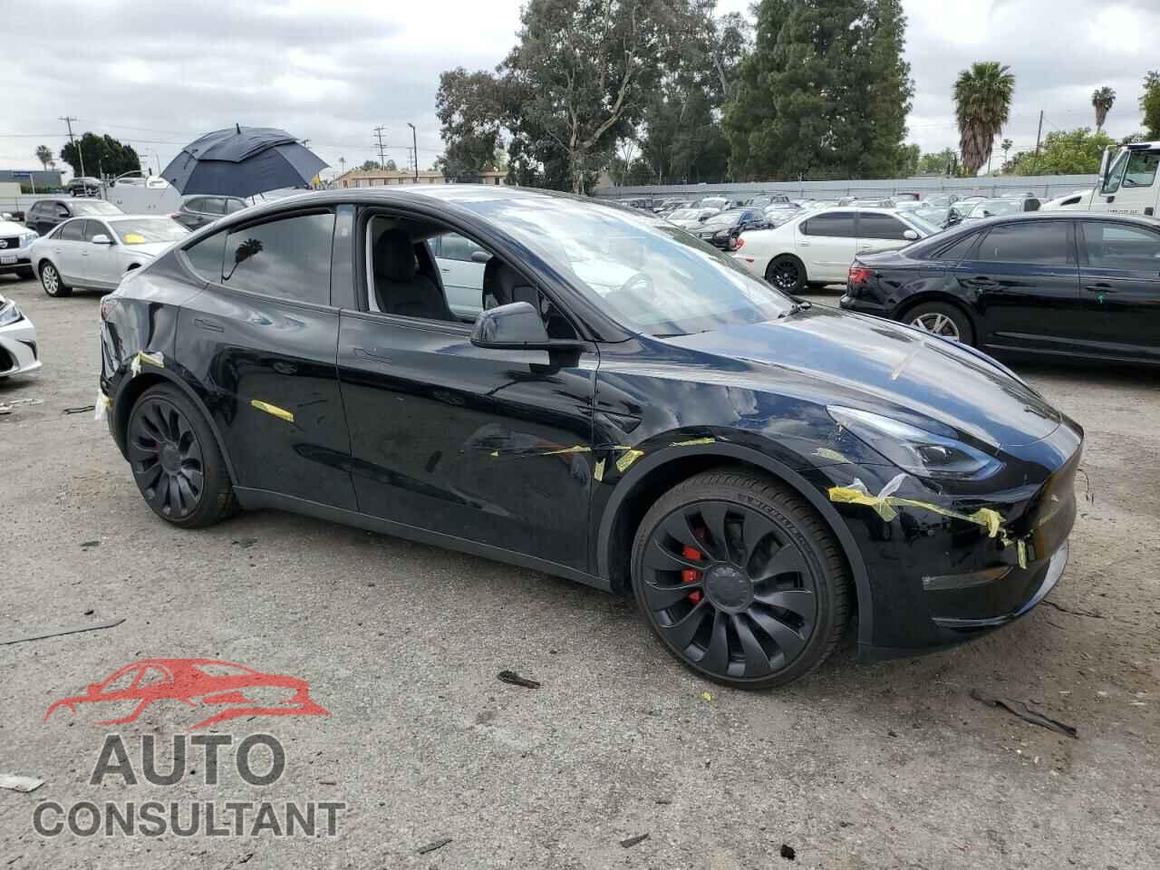TESLA MODEL Y 2023 - 7SAYGDEF7PF940474