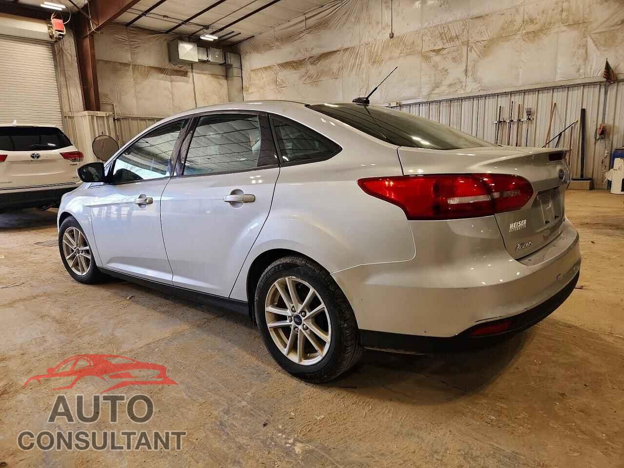 FORD FOCUS 2017 - 1FADP3F2XHL339419