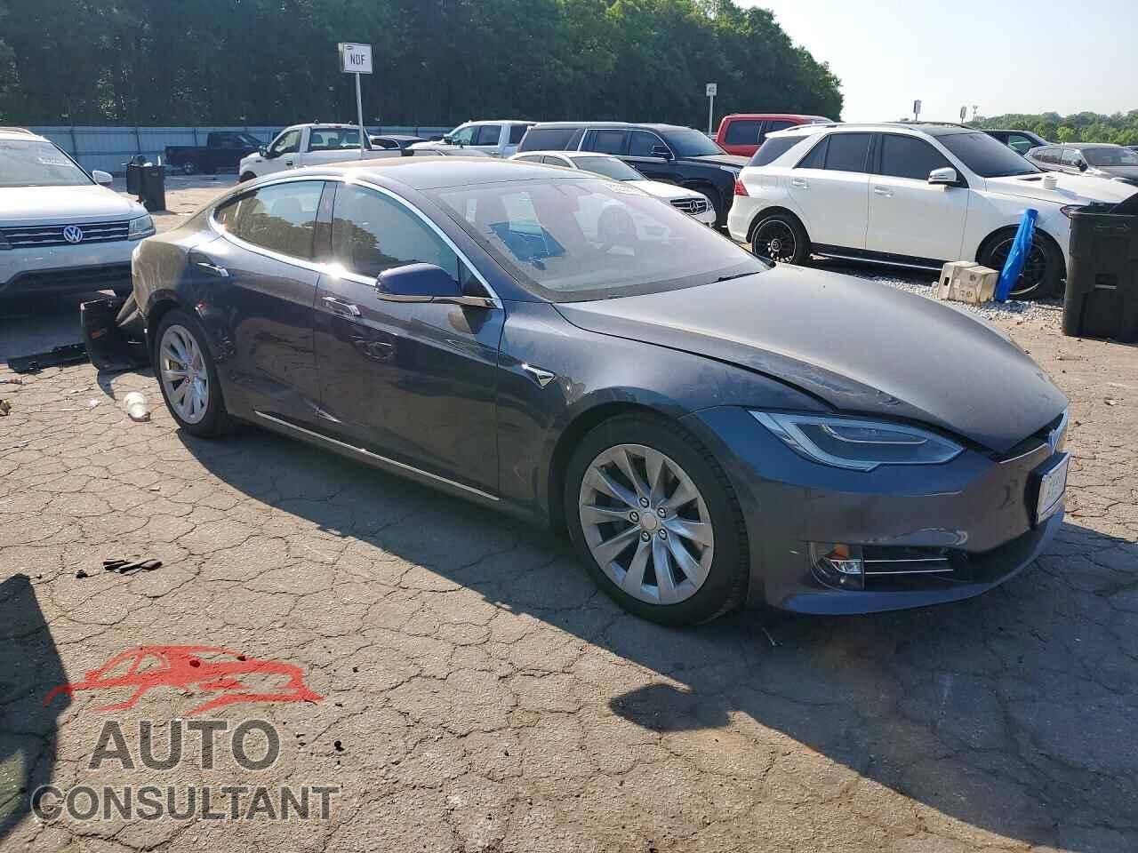 TESLA MODEL S 2017 - 5YJSA1E2XHF208731