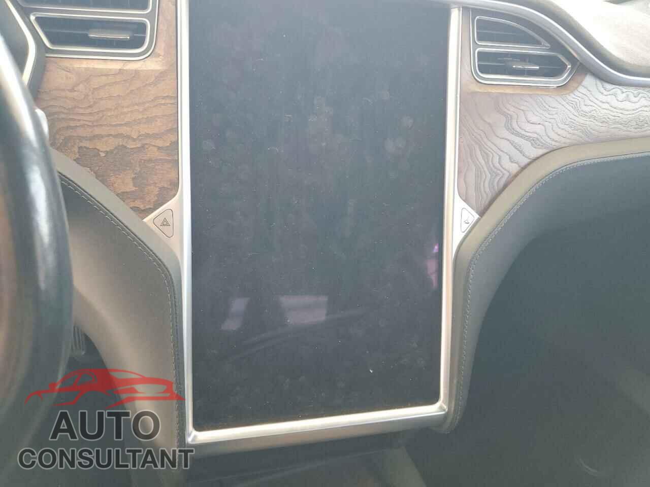 TESLA MODEL S 2017 - 5YJSA1E29HF201107
