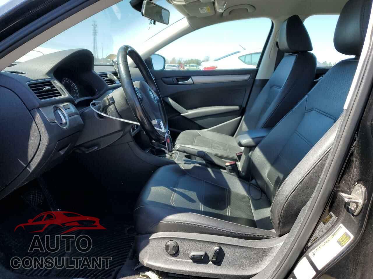 VOLKSWAGEN PASSAT 2015 - 1VWAS7A35FC080819