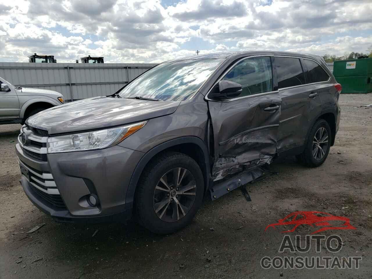 TOYOTA HIGHLANDER 2019 - 5TDBZRFH5KS984276