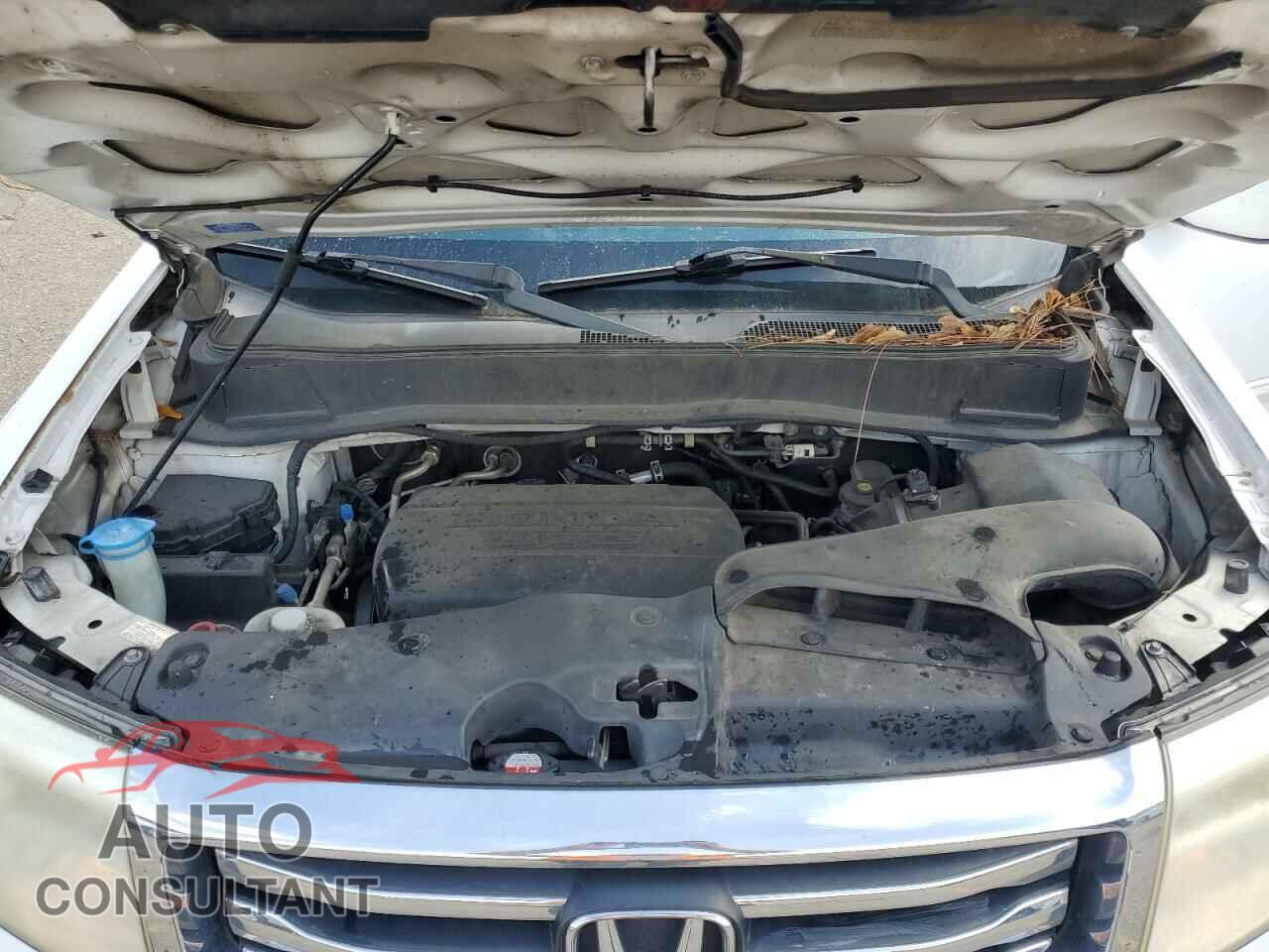 HONDA PILOT 2013 - 5FNYF3H59DB036098