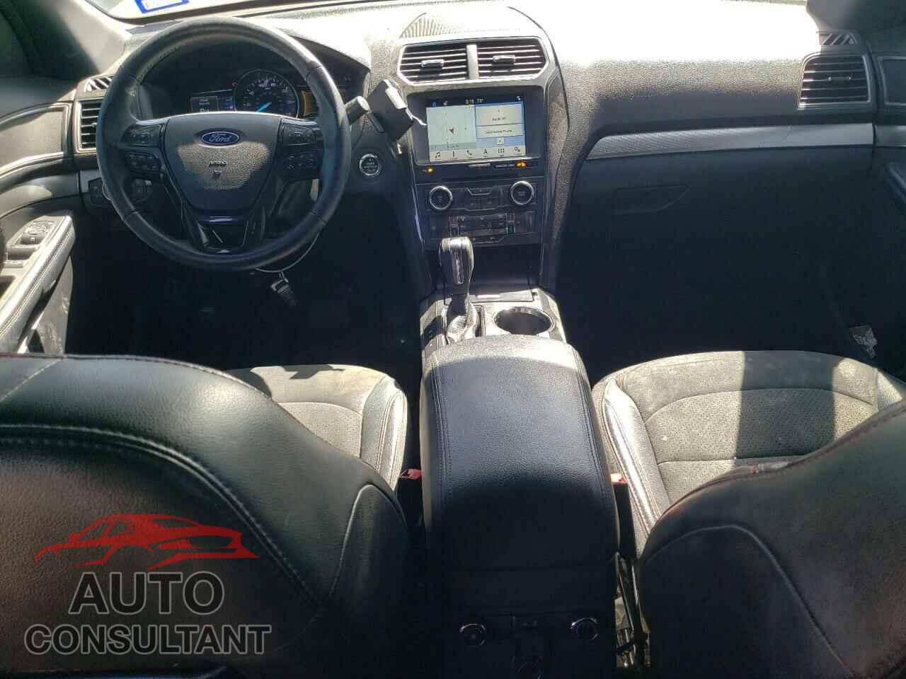 FORD EXPLORER 2018 - 1FM5K7D85JGB88351