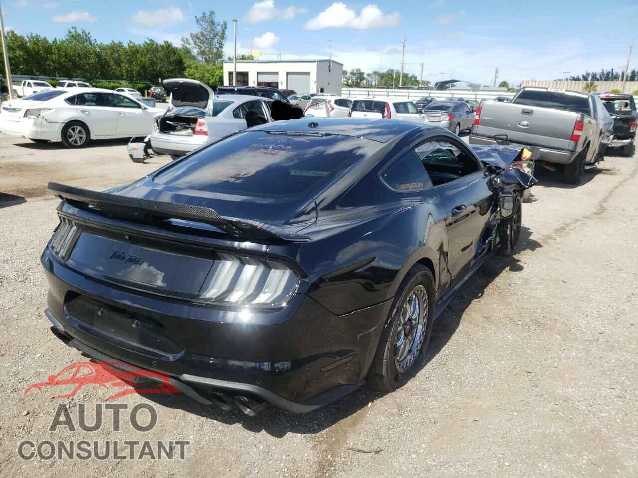 FORD MUSTANG 2019 - 1FA6P8CF3K5117765