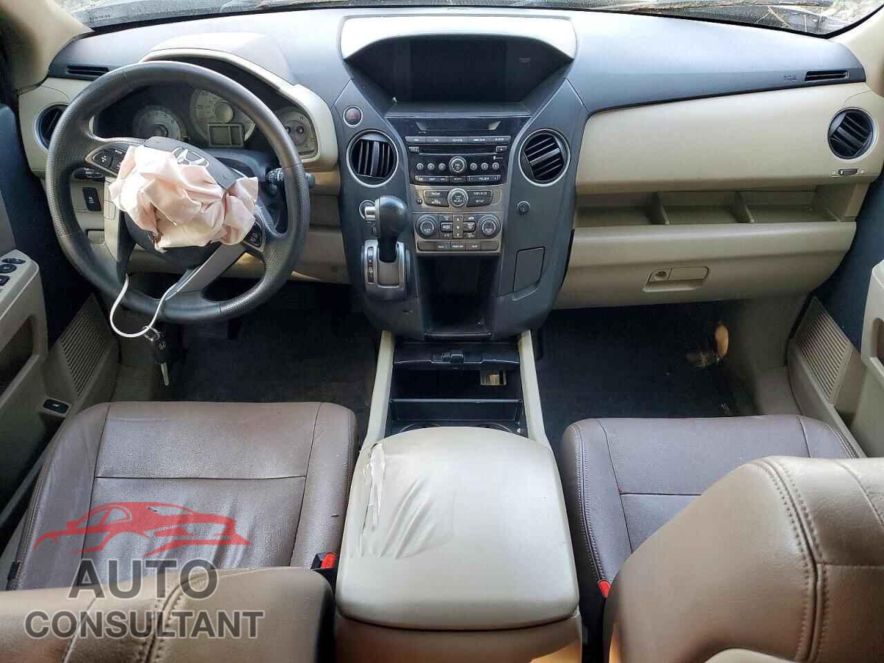 HONDA PILOT 2014 - 5FNYF4H44EB008921