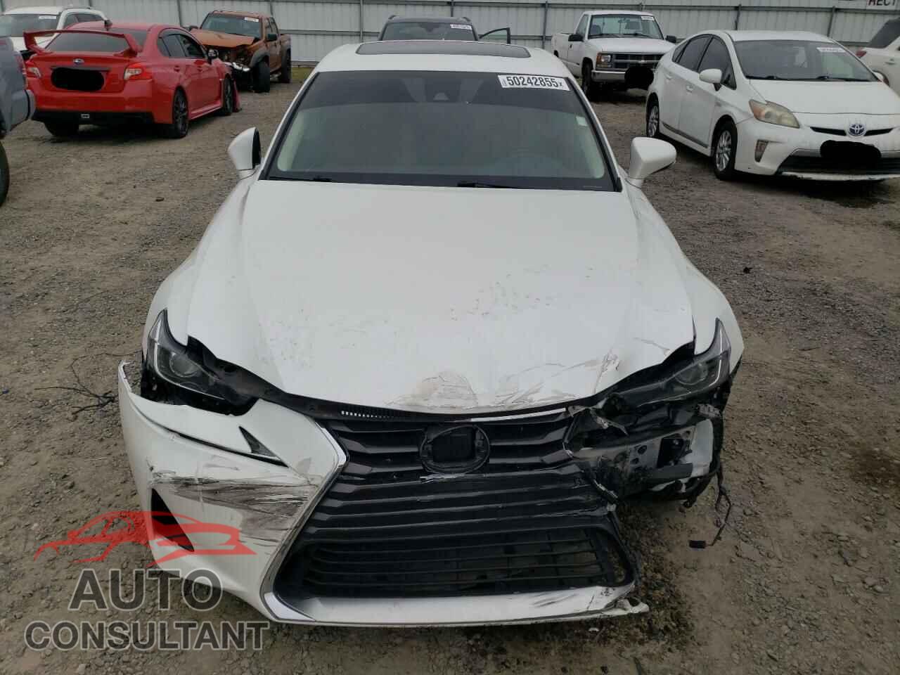 LEXUS IS 2017 - JTHBA1D27H5049328