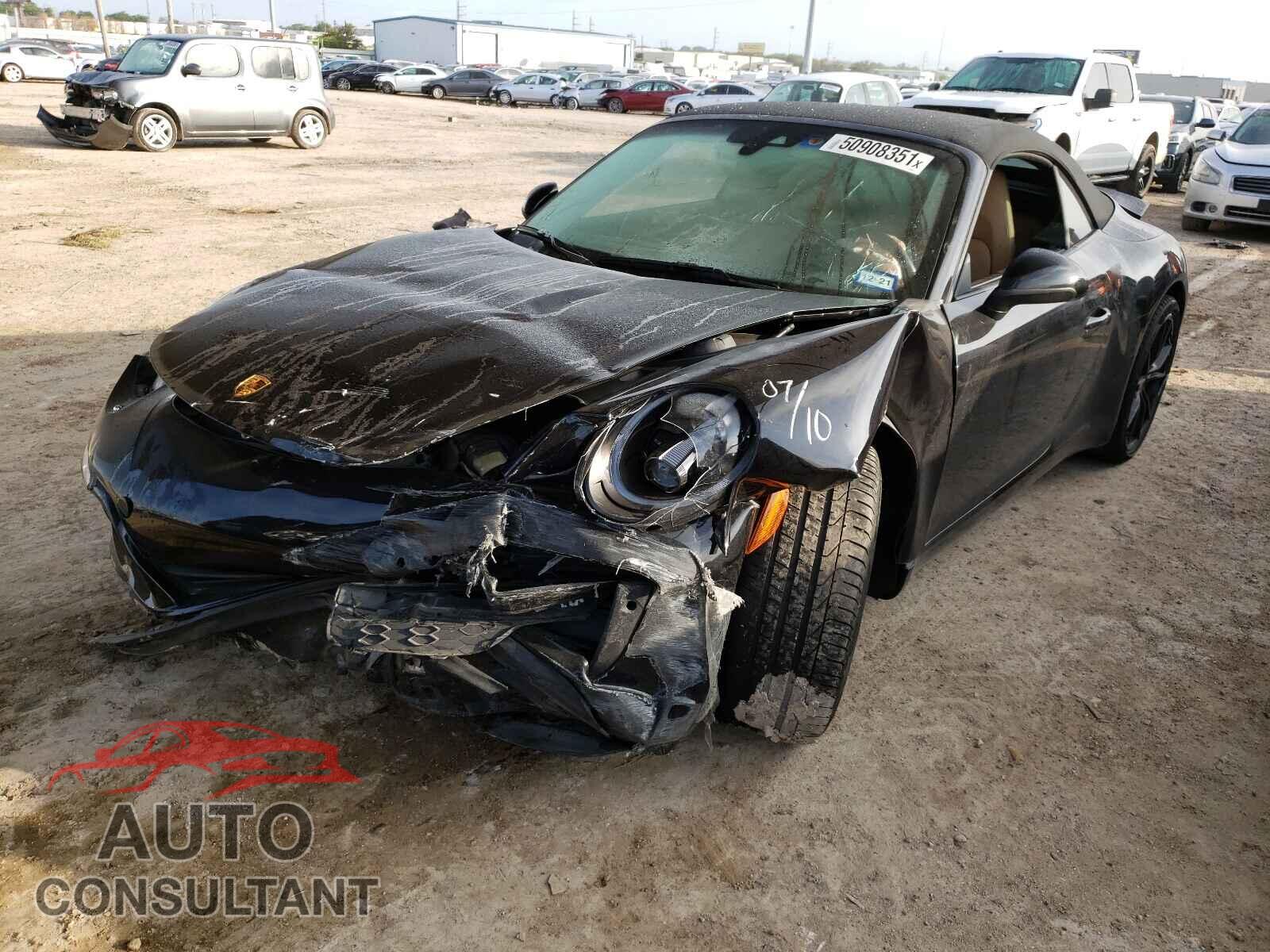 PORSCHE 911 2017 - WP0CA2A92HS141140