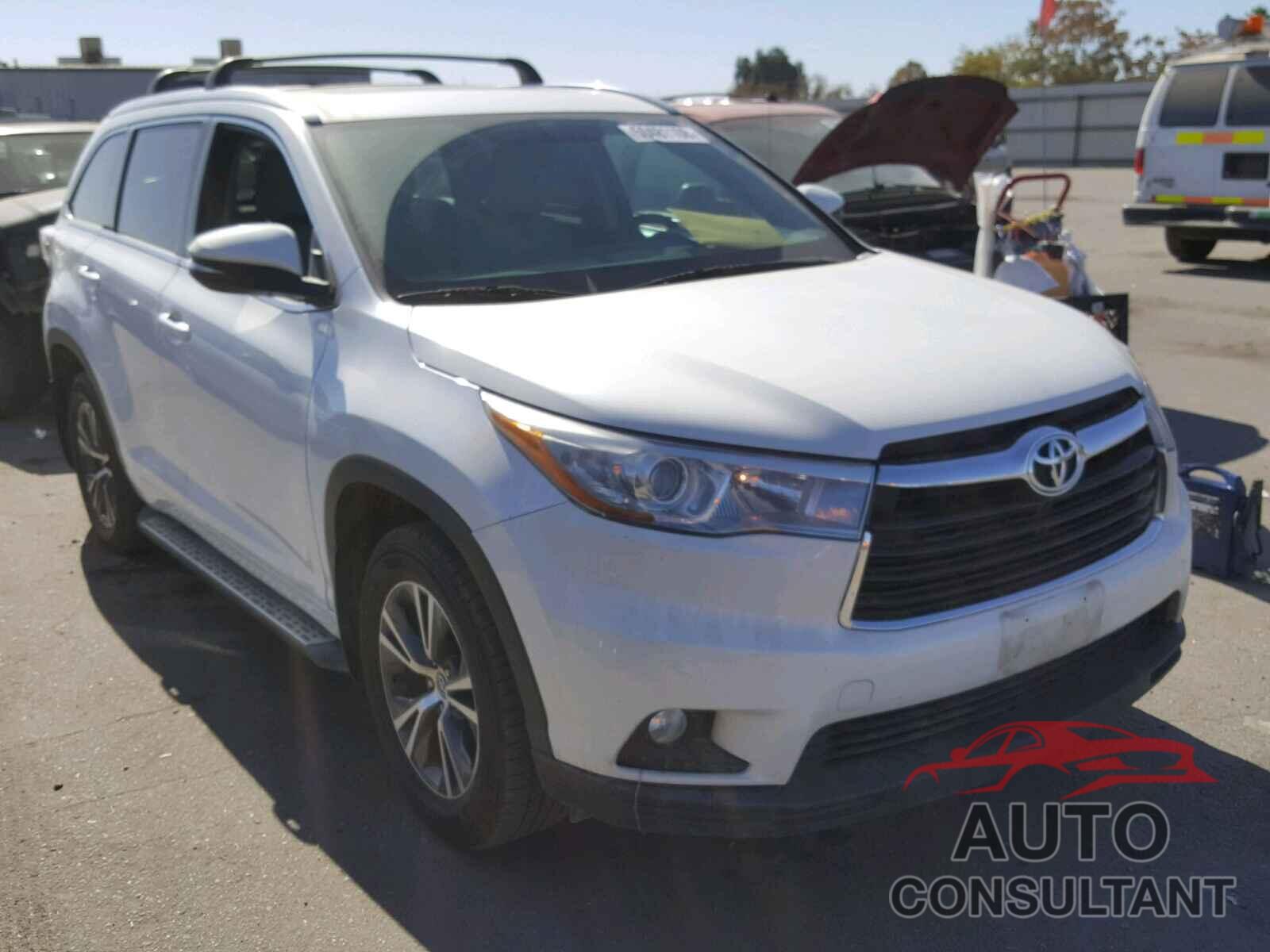 TOYOTA HIGHLANDER 2016 - 5TDKKRFH1GS157192