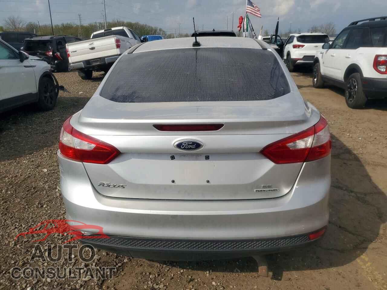 FORD FOCUS 2014 - 1FADP3F25EL266777