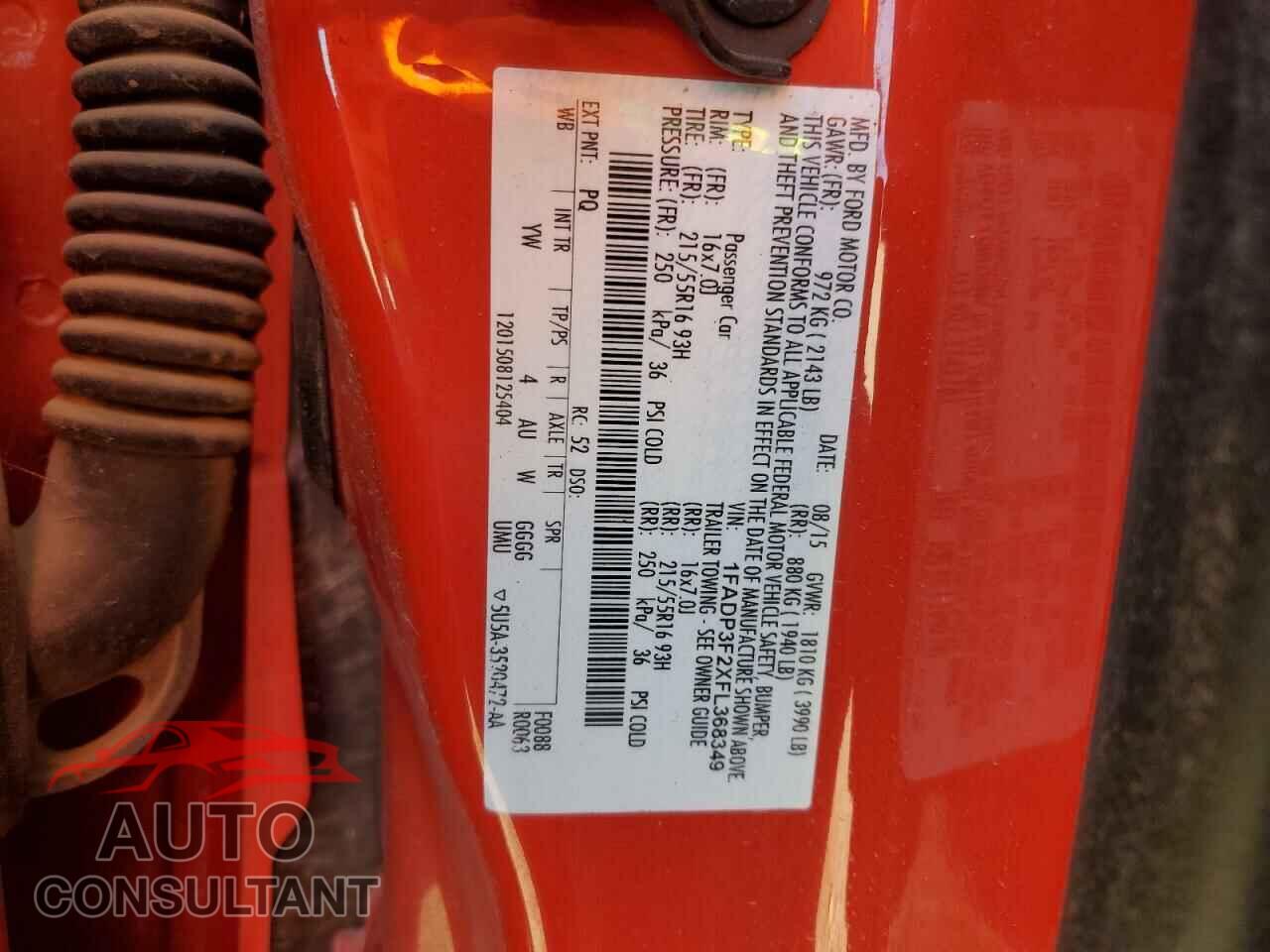 FORD FOCUS 2015 - 1FADP3F2XFL368349