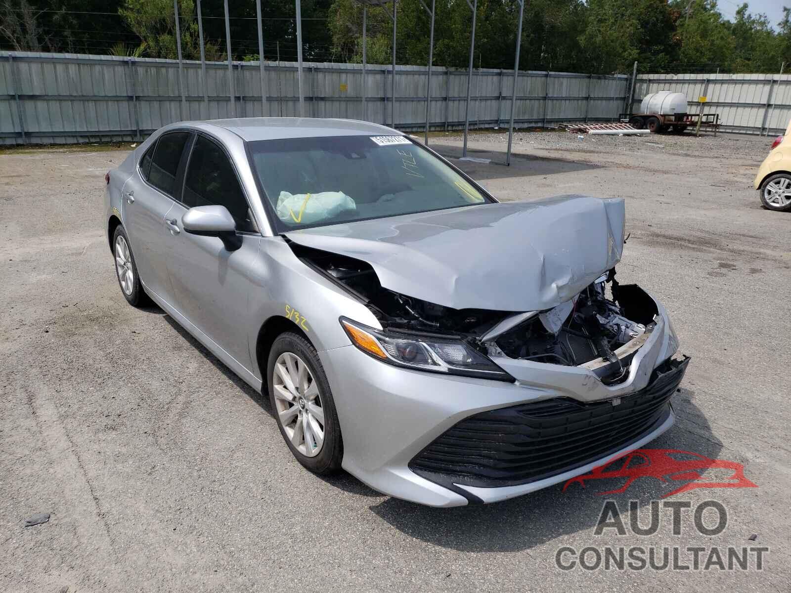 TOYOTA CAMRY 2018 - 4T1B11HK4JU019206