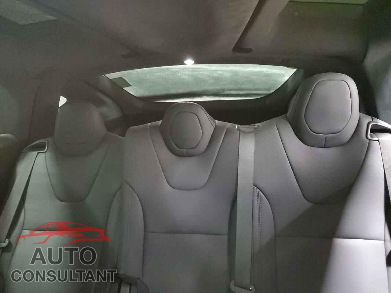 TESLA MODEL X 2023 - 7SAXCDE5XPF381338