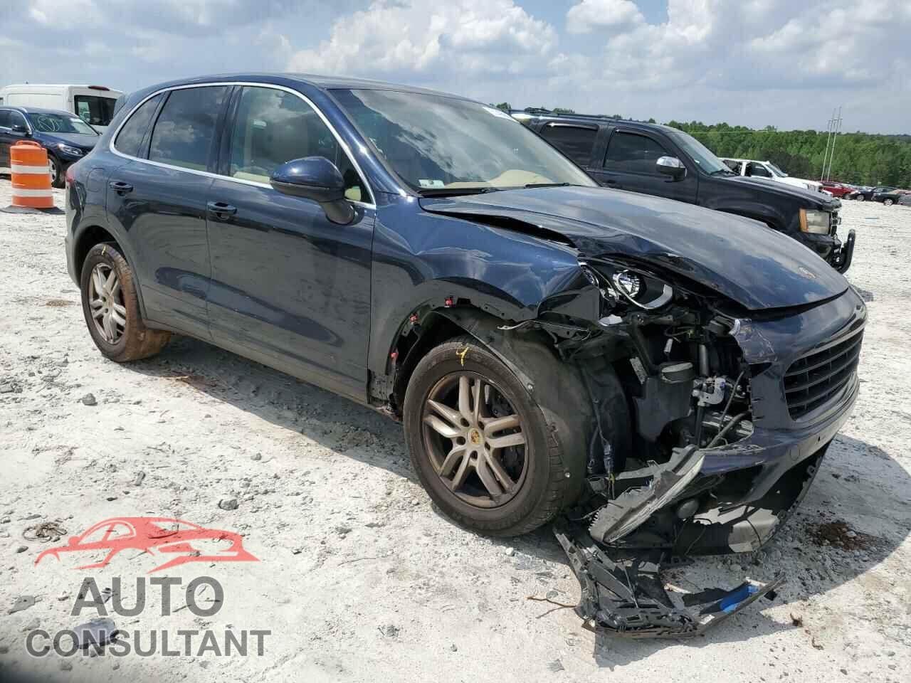 PORSCHE CAYENNE 2016 - WP1AA2A26GLA09340