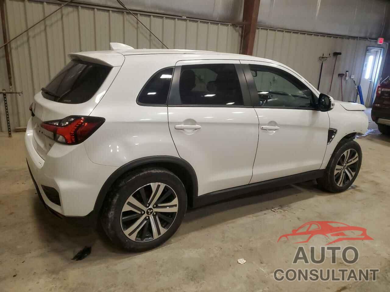 MITSUBISHI OUTLANDER 2021 - JA4ARUAU7MU019625