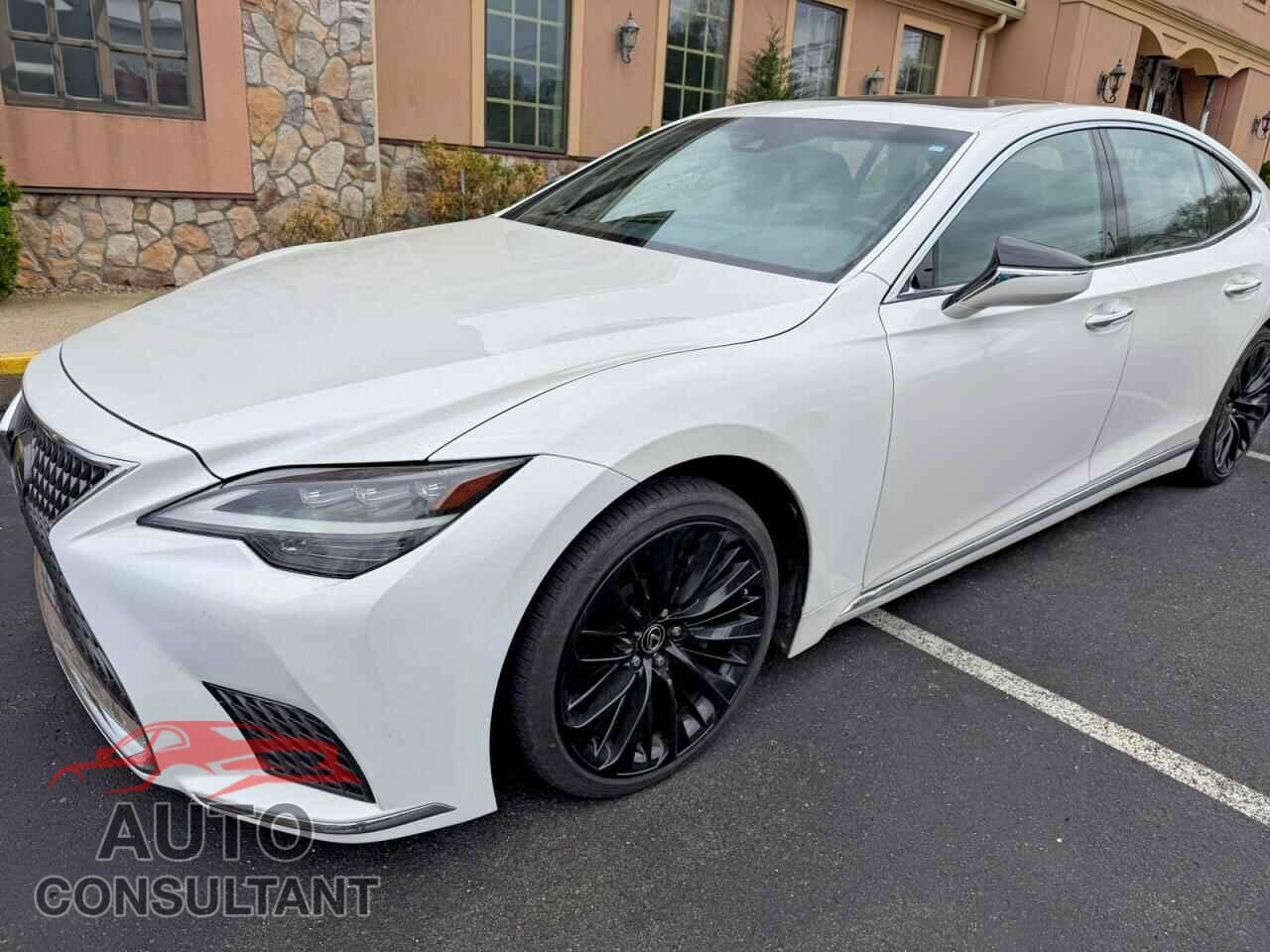 LEXUS LS500 2021 - JTHD51FF4M5014687