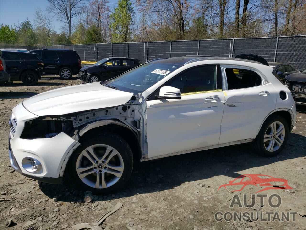 MERCEDES-BENZ GLA-CLASS 2019 - WDCTG4GBXKU013545