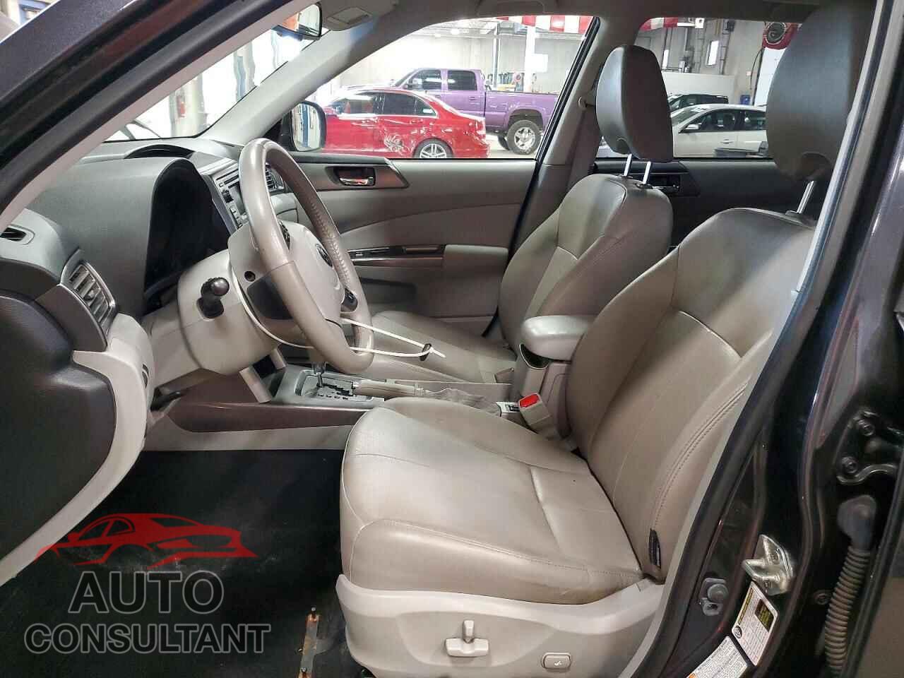 SUBARU FORESTER 2011 - JF2SHBEC5BH774086