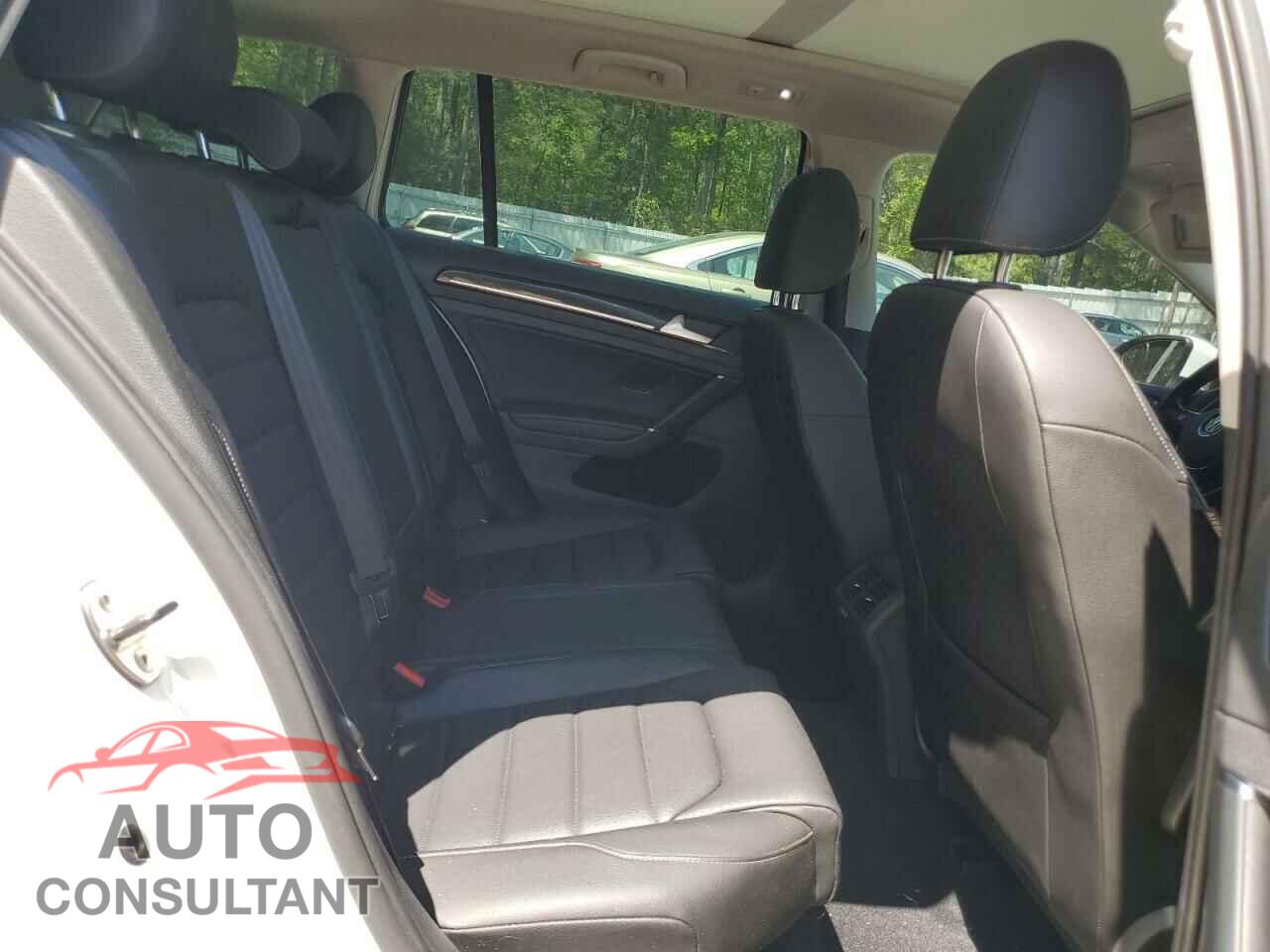 VOLKSWAGEN GOLF 2017 - 3VWC17AU8HM510672