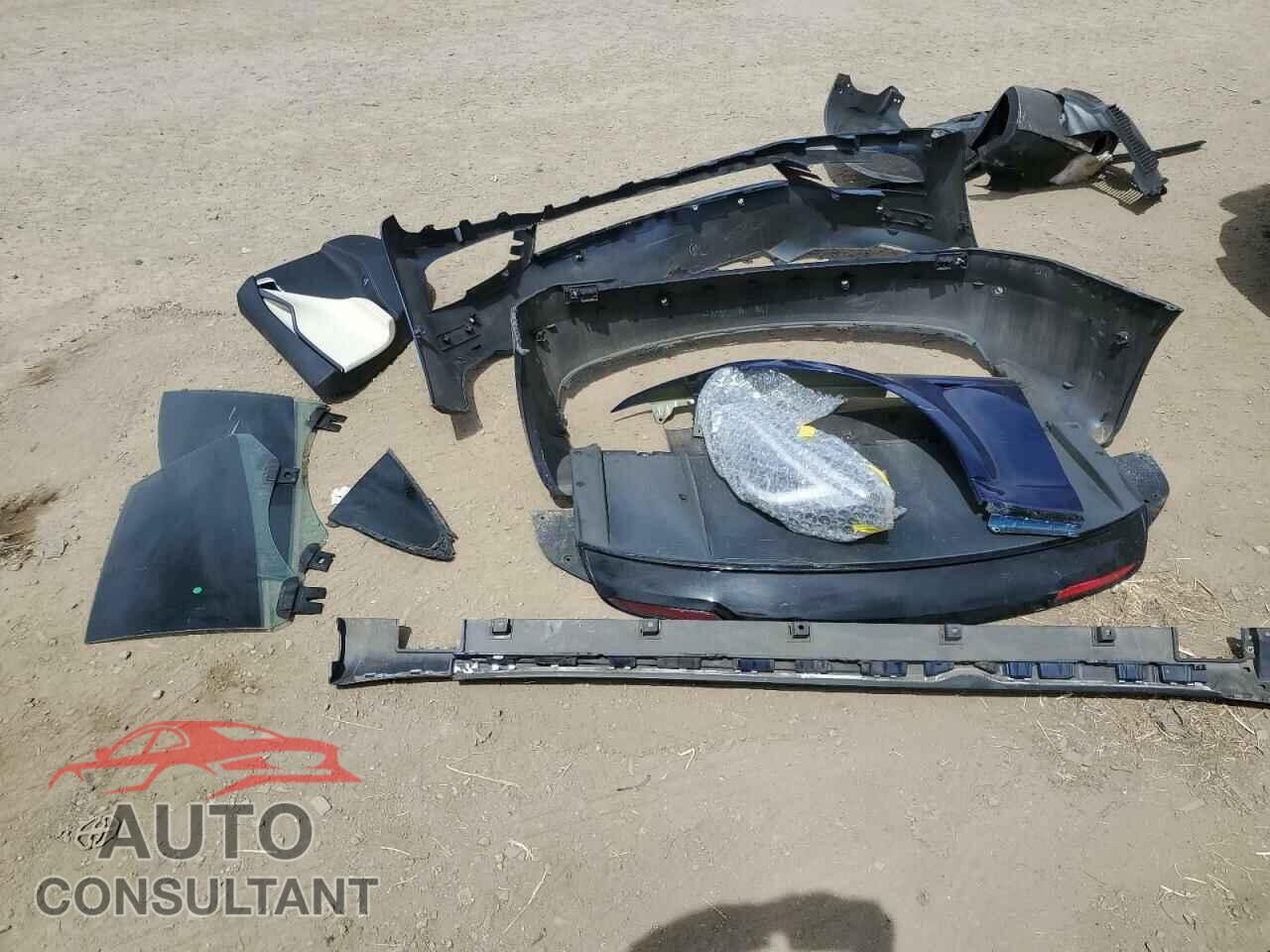 TESLA MODEL S 2018 - 5YJSA1E21JF262344