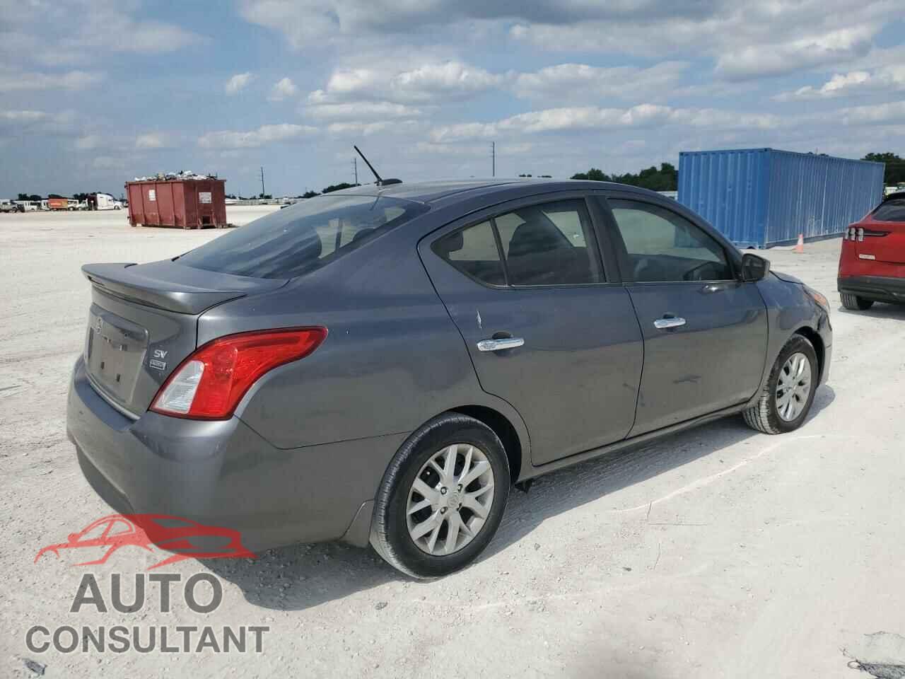NISSAN VERSA 2017 - 3N1CN7AP3HL858499