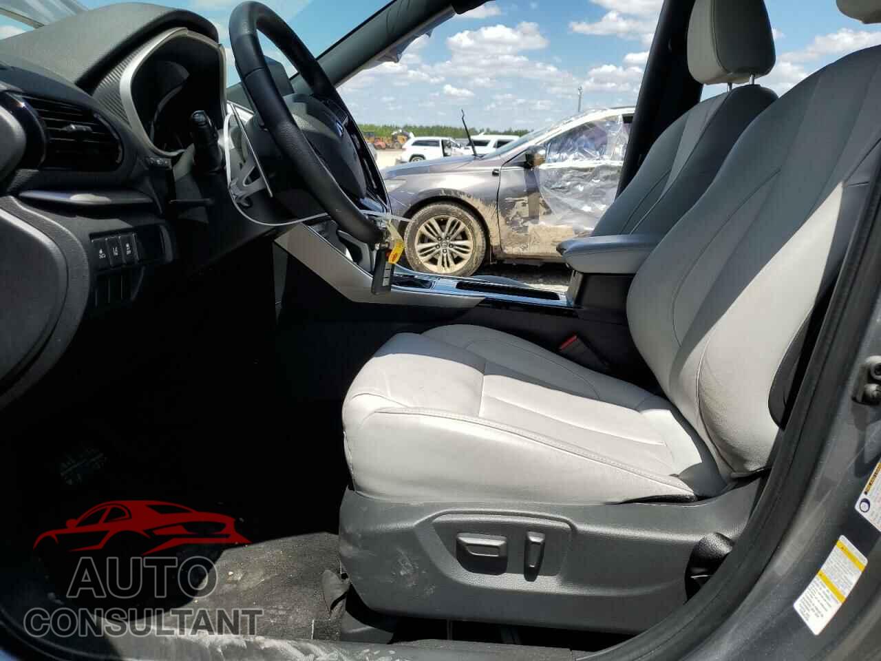 MITSUBISHI ECLIPSE 2023 - JA4ATWAA9PZ022911