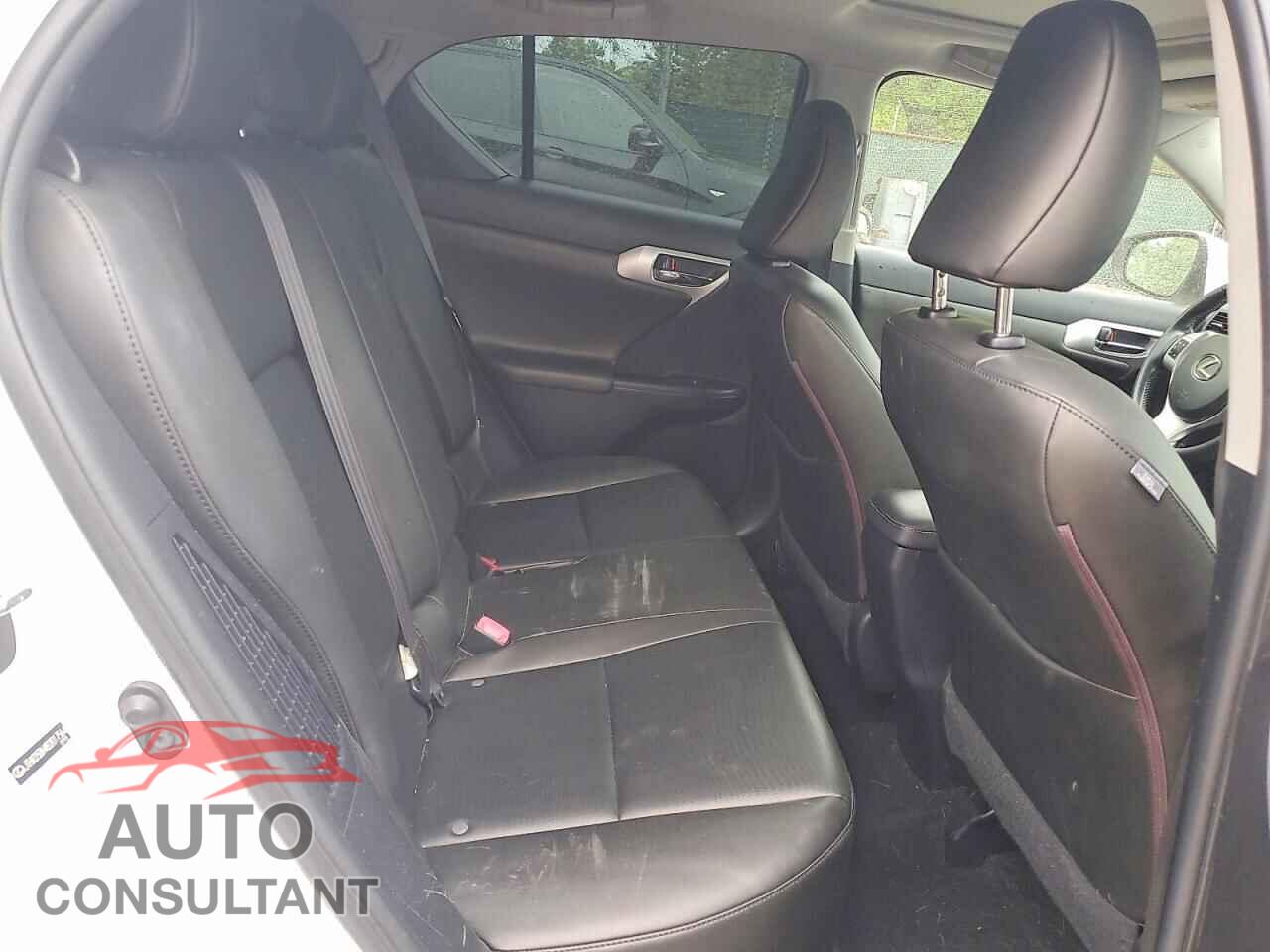 LEXUS CT 200 2011 - JTHKD5BH4B2017564
